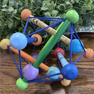 Vintage‎ Manhattan Toy Company Baby Skwish Developmental Wooden Toy